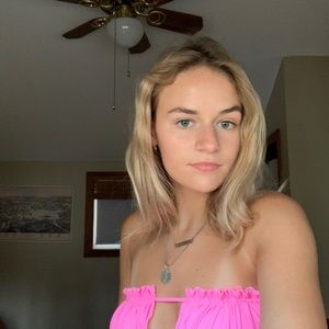 Meet your Posher, Regan